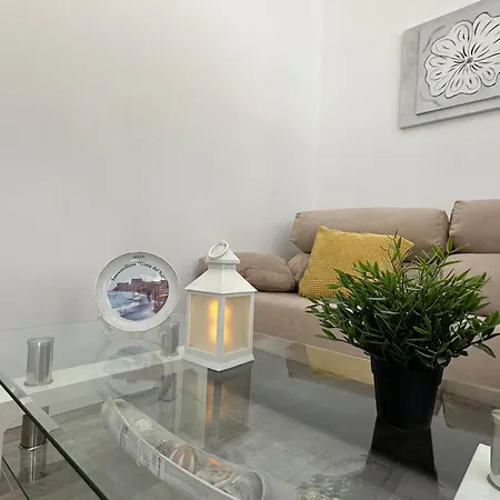 شقة A1 - Ground-floor 2-bedroom With Free Private Parking - 100 M From La Carihuela توريمولينوس