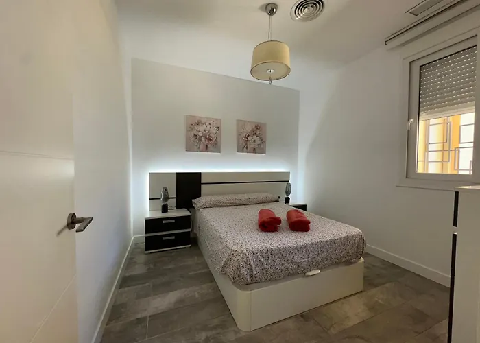 Lejlighed A1 - En La Carihuela, 2 Dormitorios, Wifi, A 100 Metros De La Playa