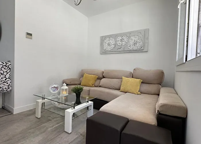 A1 - En La Carihuela, 2 Dormitorios, Wifi, A 100 Metros De La Playa Lejlighed