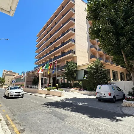 Apartment A1 - En La Carihuela, 2 Dormitorios, Wifi, A 100 Metros De La Playa Torremolinos