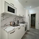 Apartmán A1 - En La Carihuela, 2 Dormitorios, Wifi, A 100 Metros De La Playa *