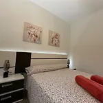 A1 - En La Carihuela, 2 Dormitorios, Wifi, A 100 Metros De La Playa Torremolinos