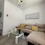 Apartmán A1 - En La Carihuela, 2 Dormitorios, Wifi, A 100 Metros De La Playa
